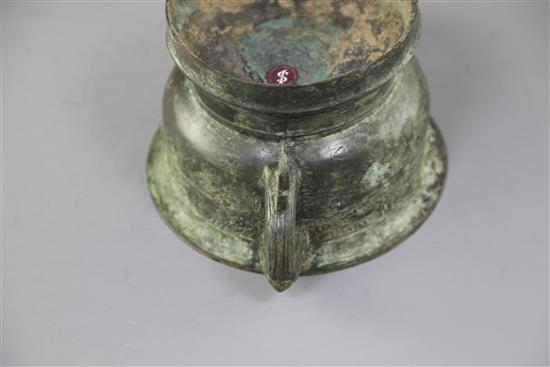 A Chinese archaic bronze ritual vessel, gui, Western Zhou dynasty, 11th/10th century BC, width 25.5cm